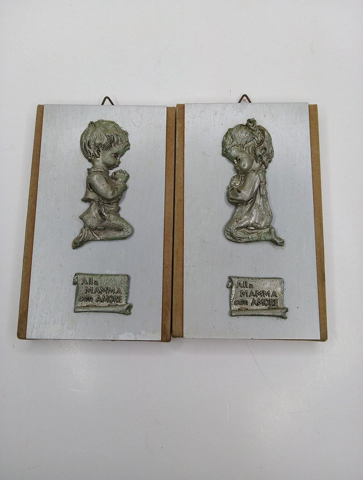 Винтажный оловянный набор Италия молящийся ребенок Alla MAMMA Con Amore висячий деревянный от чумы - Изображение 3 из 4
