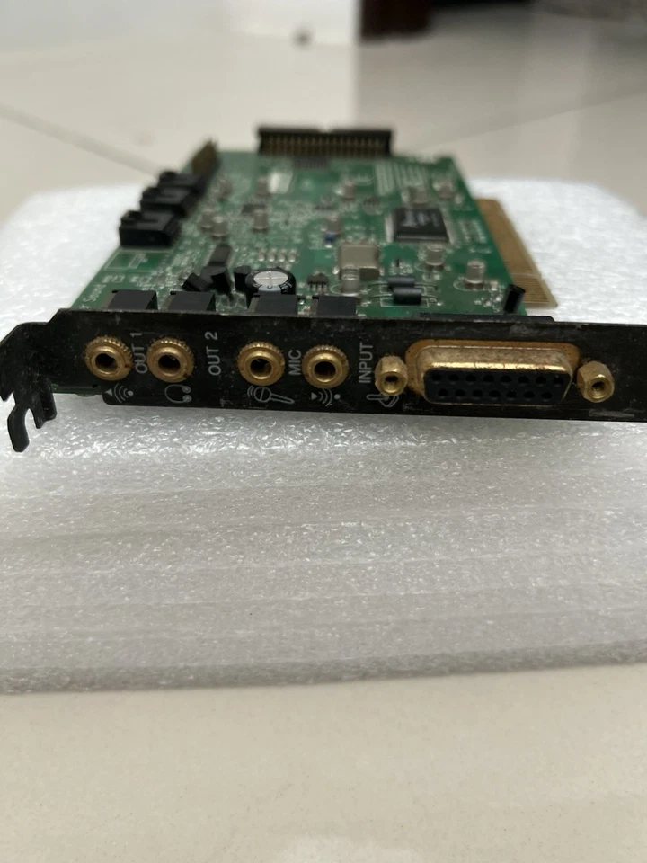 Diamond Monster Sound MX300 Aureal Vortex 2 PCI Sound Card - Image 4 of 4