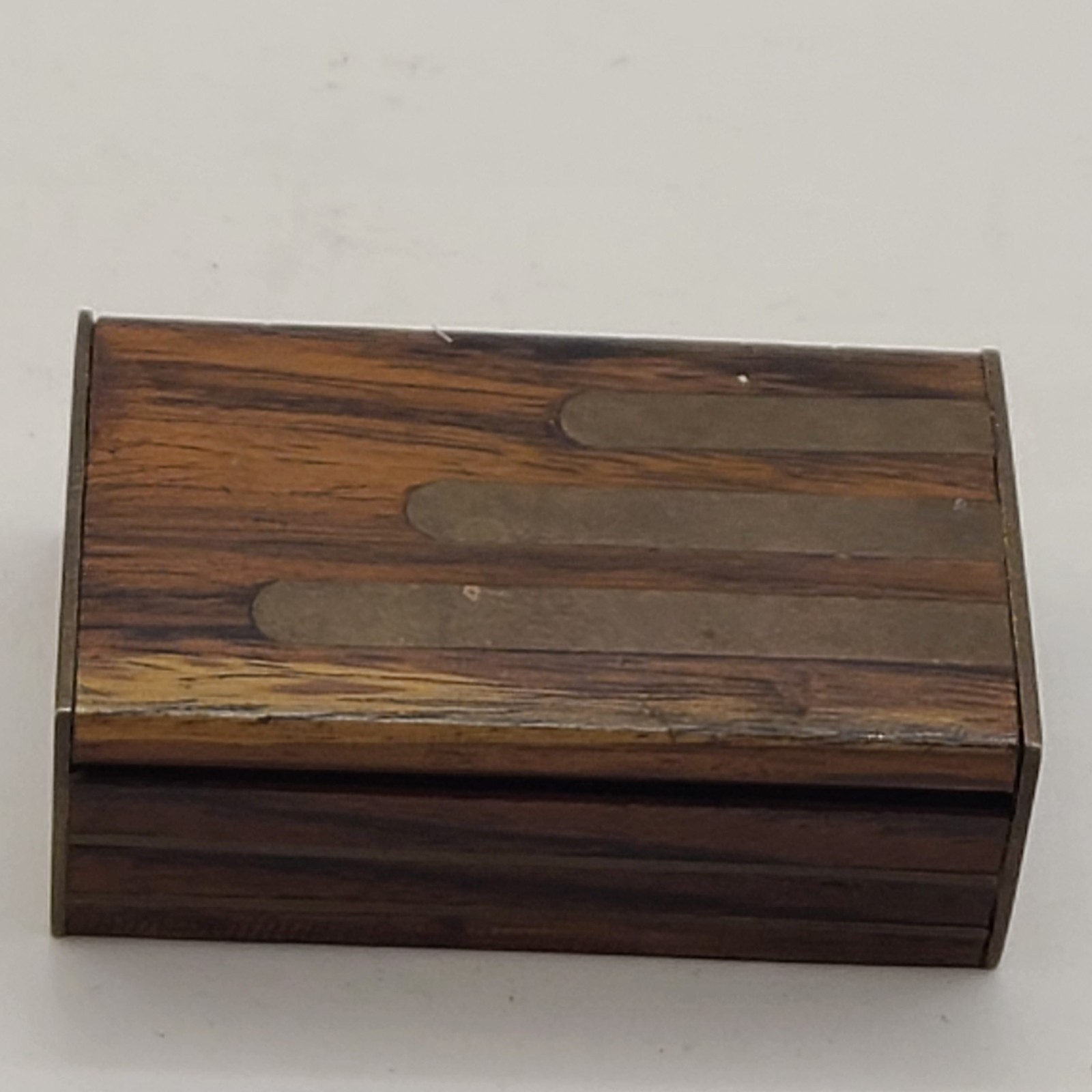 Picture 2 of 6