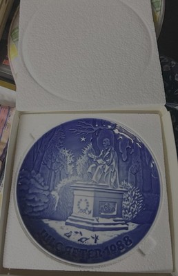 HANS CHRISTIAN ANDERSEN IN THE KINGS GARDEN 1988 Christmas Plate Bing Grondahl