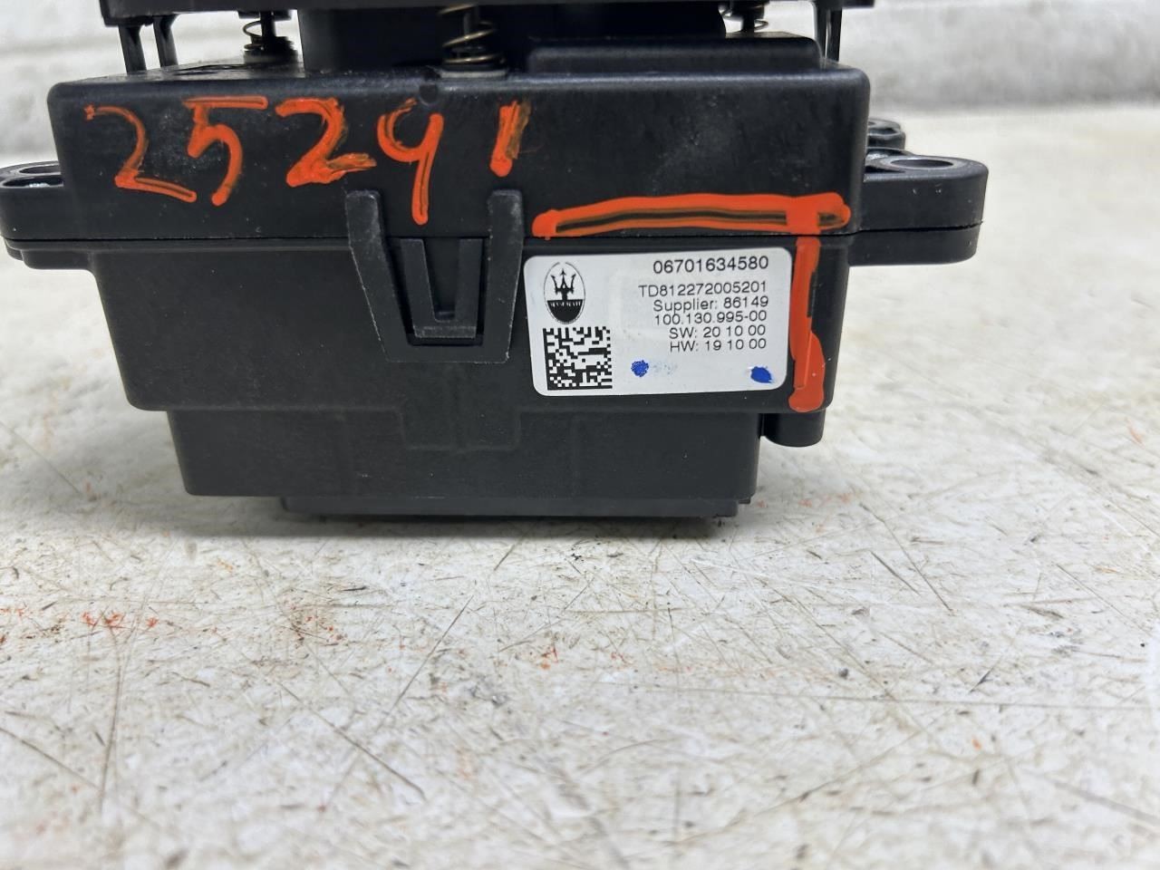 Maserati Levante 2022 Transmission Tan P/N 6701634580