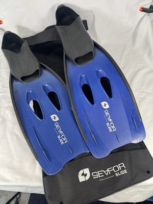 Seafor Slide Tauch-/Schwimmflossen mit Tasche Größe Medium Europa 38-39