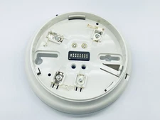 SIMPLEX 4098-9792 Smoke Detector Sensor Base / Fire Alarm Sub-Assembly 0677197CN