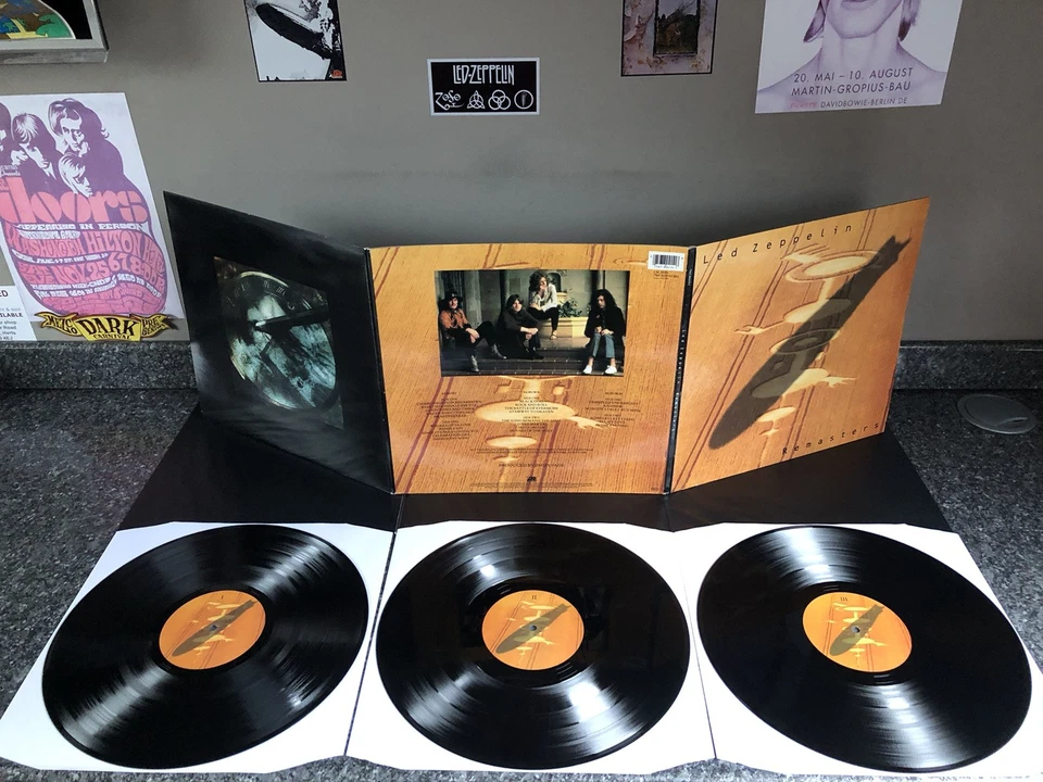 TRIPLE VINYL LP LED ZEPPELIN ALBUM REMASTERS ZEP 1 UK 1ST PRESS EX+/NM- SUPERB - Image 3 of 4