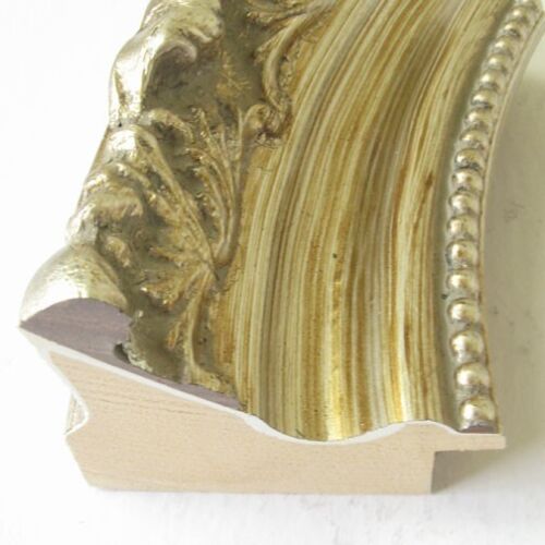 24 X 24 ORNAMENTAL CARVED SILVER ROUND HAND LEAFED PICTURE FRAME!! - Picture 4 of 9