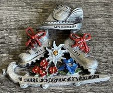 OLD GERMAN MEDAL wandertag 1973 Hiking Pin 10 Jahre Schlappmacher Volklingen