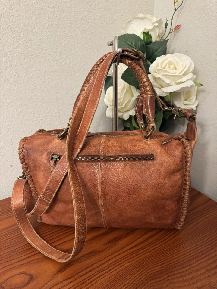 Bolso de hombro LEGEND de cuero genuino negro Foto 3 de 4