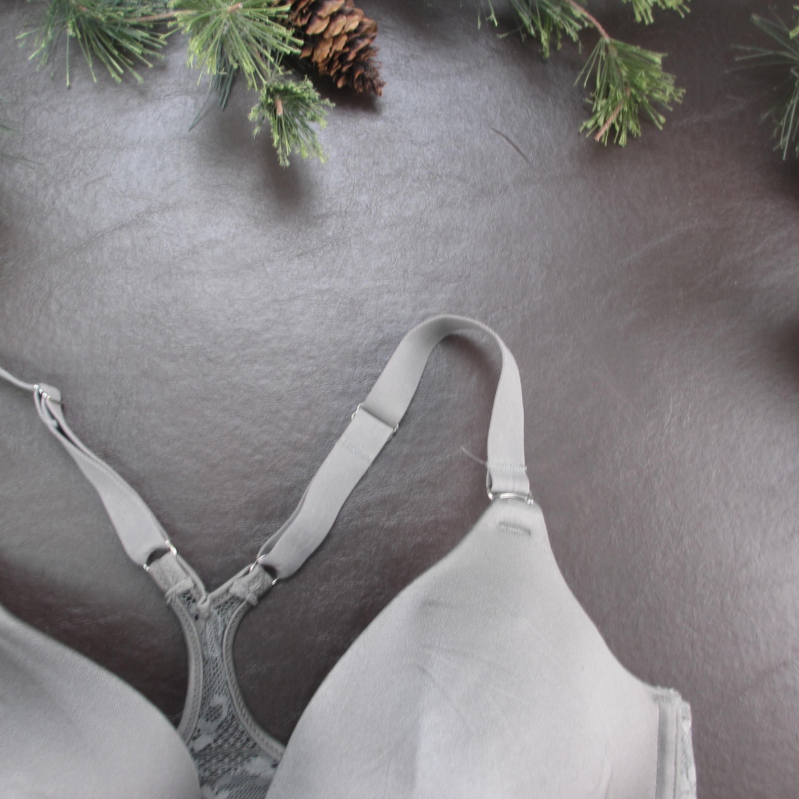 Maidenform Bra Womens 36DD Gray T-Shirt Front Close Racerback Lace Underwire