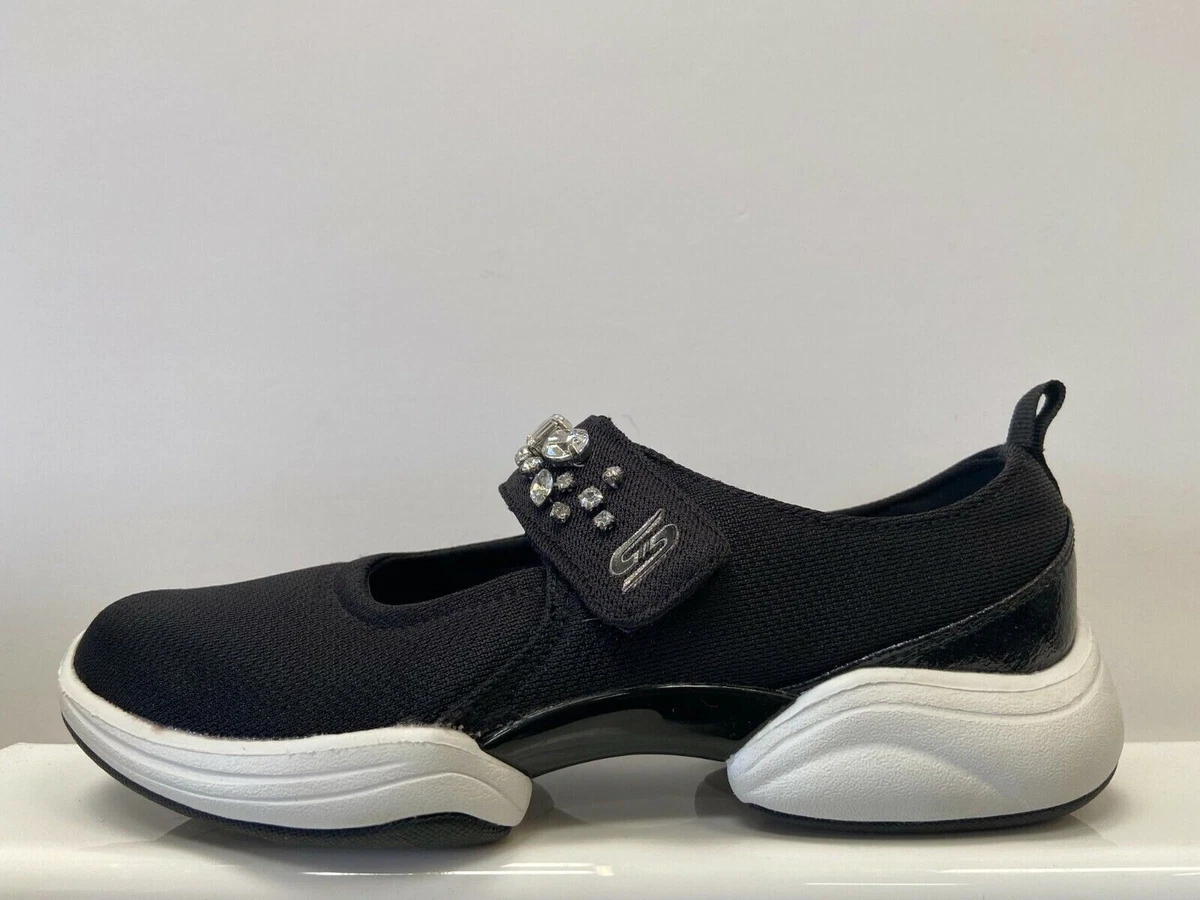 Skechers lab best sale