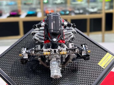 TP 1:18 Ferrari Enzo Motor Limited Edition statisches Modell (auf 