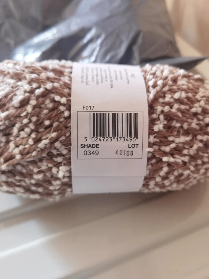 Sirdar Snuggly Snowdrops Chunky Brown 0349 Lot 42168 Discontinued 50g Yarn Ball - Image 2 of 2