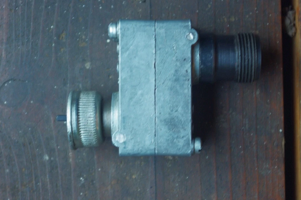 Convertidor velocímetro especial Stewart Warner 2-1 a 1-1 Harley Davidson Police Foto 4 de 4