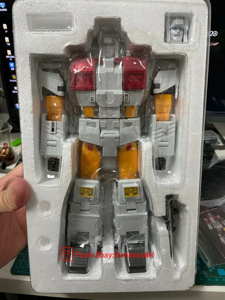 Fanstoys FT-30A ft30a FT30A Maverick G1 Silverbolt Action Figure IN STOCK - Image 3 of 4