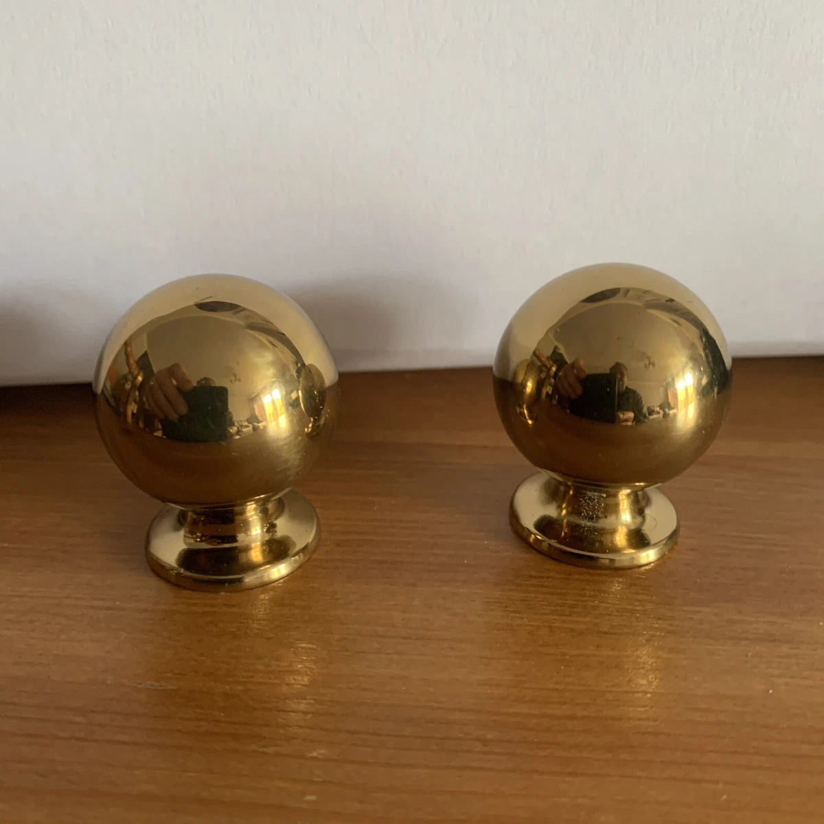 Solid clearance brass finials