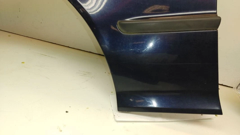 02 03 04 05 BMW 325XI E46 SW GUARDABARROS DERECHO AZUL Foto 2 de 4