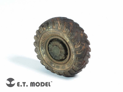 ET Model 1/35 ER35-025Russian BTR-60P APC Weighted Road Wheels For TRUMPETER Kit