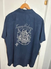Tommy Bahama Blue Silk Embroidered Tall Ship "Sun Sand Sky Sea" Camp Shirt L EUC