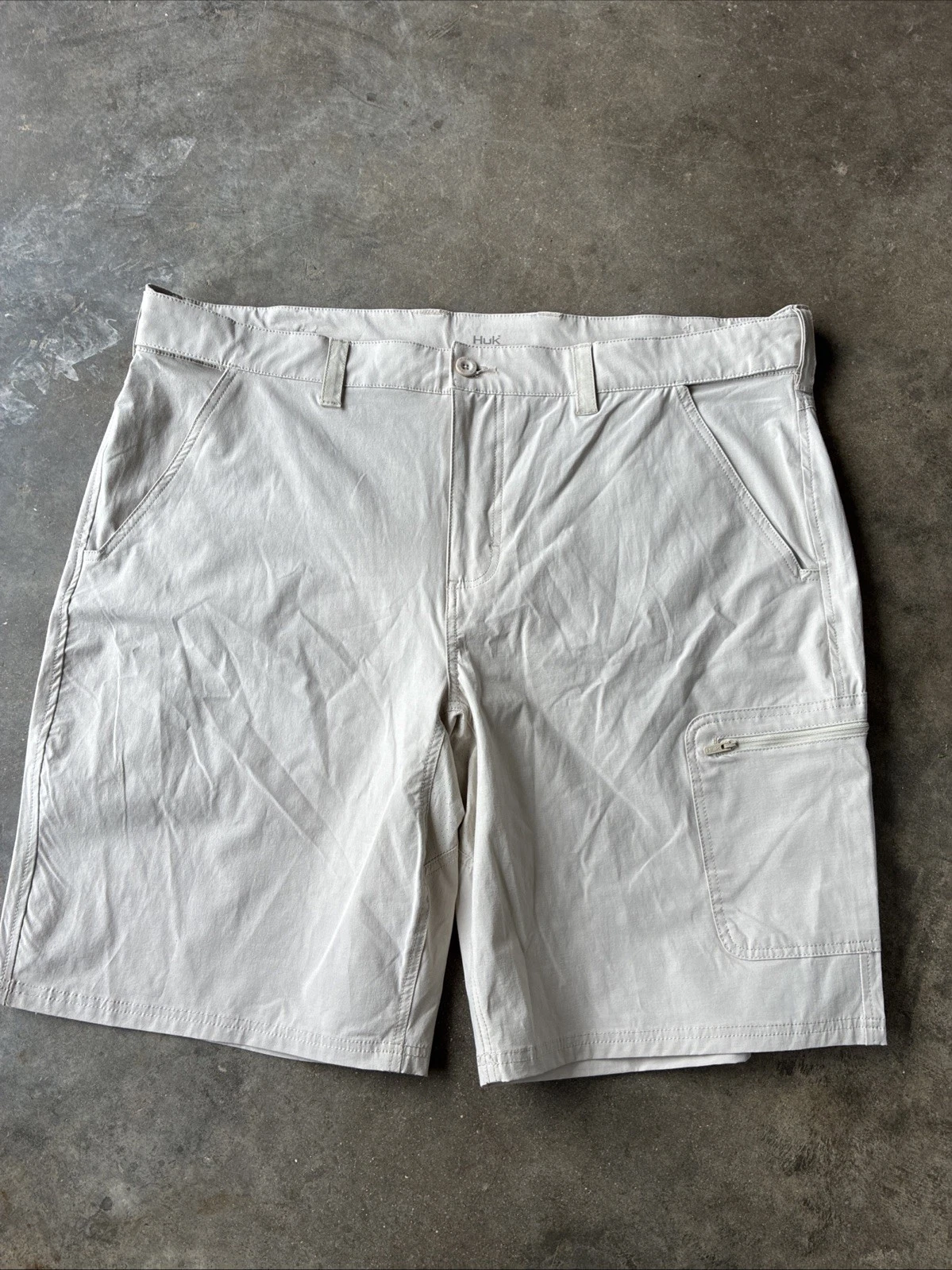 Huk Next Level Quick Dry Shorts XXL Khaki Cargo Lightweight Fishing