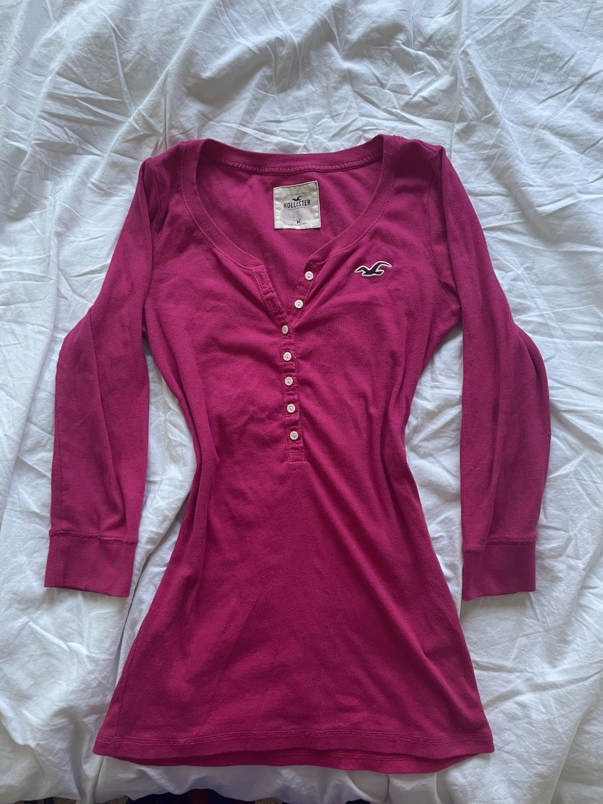 Vintage Y2K Hollister Ribbed Fuschia Pink Henley Top (Medium)