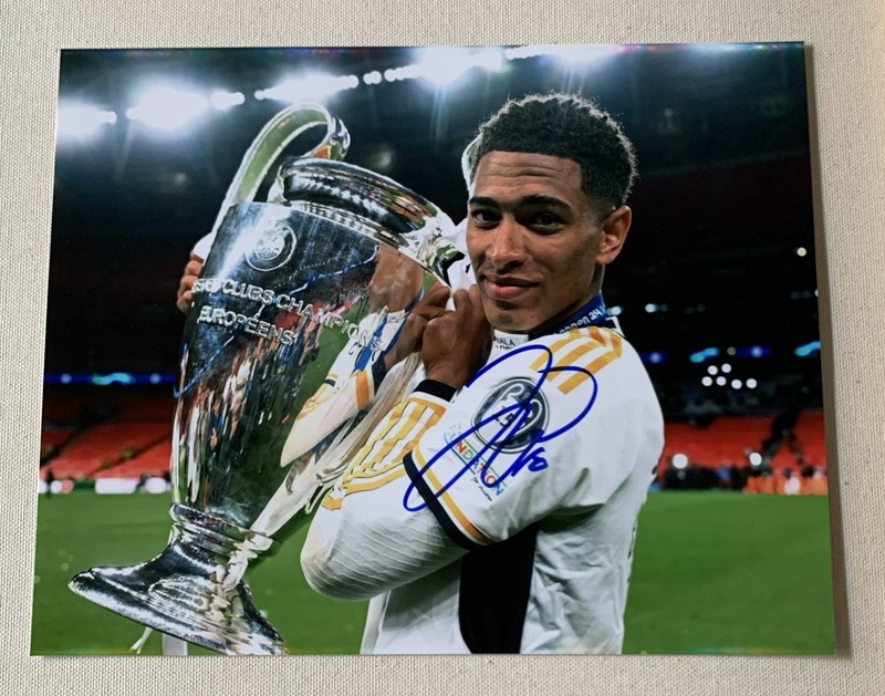 England World Cup Soccer Jude Bellingham Signed Autographed 8x10 Photo  *SALE*