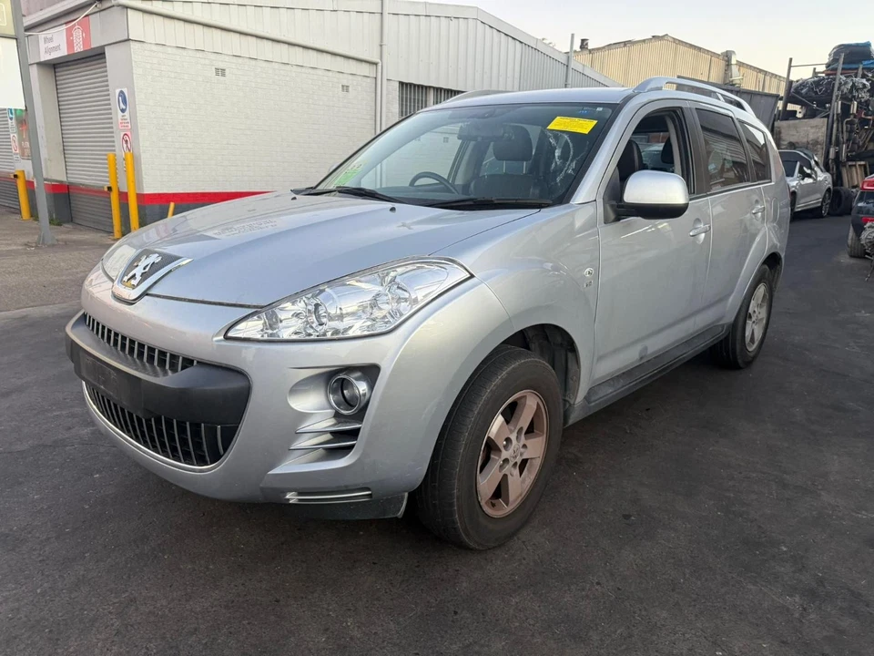 PEUGEOT 4007 LEFT HEADLAMP GS, HALOGEN TYPE, 10/09-08/13 09 10 11 12 13 - image 4 of 4