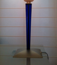 FONTANA ARTE - Base e stelo della lampada da tavolo ALMA - Design Daniela Puppa