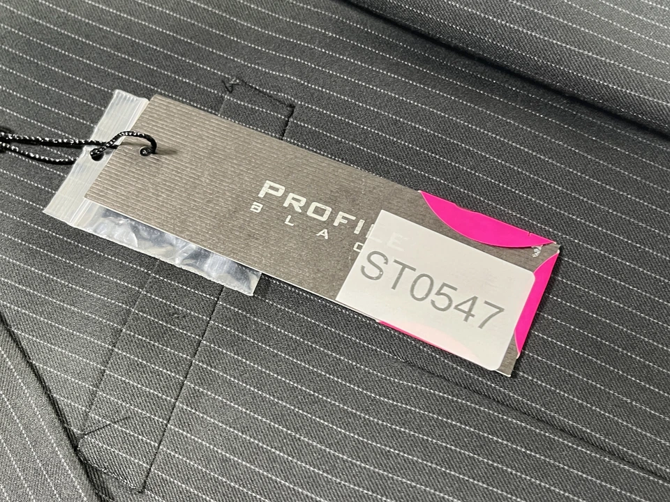 Traje Para Hombres Perfil Negro Rayas Calce Ajustado 2 Botones Talla 46S 40W NUEVO Foto 4 de 4