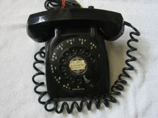 VINTAGE AUTOMATIC ELECTRIC DIAL TELEPHONE
