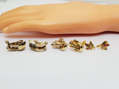 Vintage Costume Jewelry Some Signed    Maravella Earrings Lot (91)