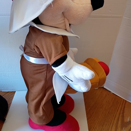 Gemmy Mickey Minnie Mouse Thanksgiving Pilgrim Porch Greeter Autumn Harvest - Picture 13 of 18