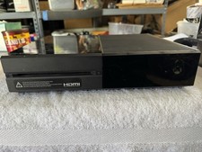 Microsoft Xbox One System 500GB Black Console Controller SMOKE FREE HOME