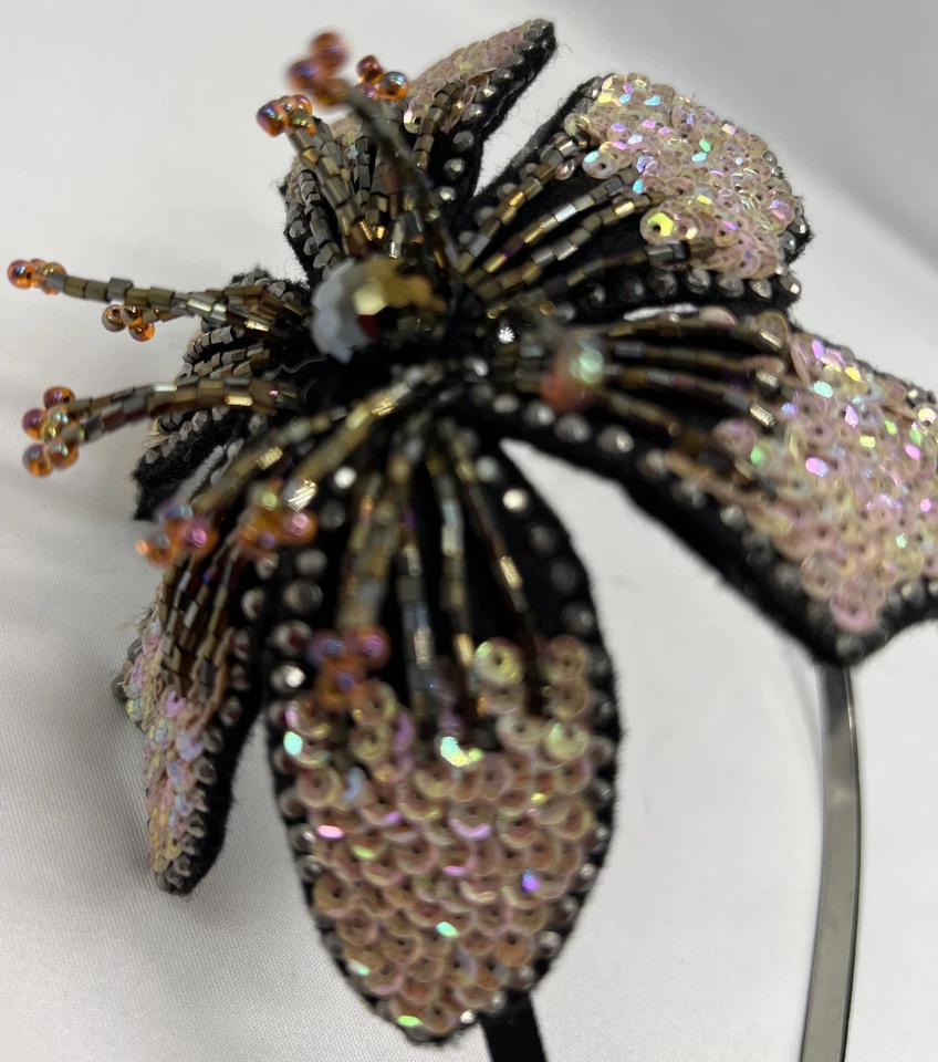 Diadema Cuentas Lentejuelas Flor Vacaciones Año Nuevo Fiestas Formales Foto 4 de 4