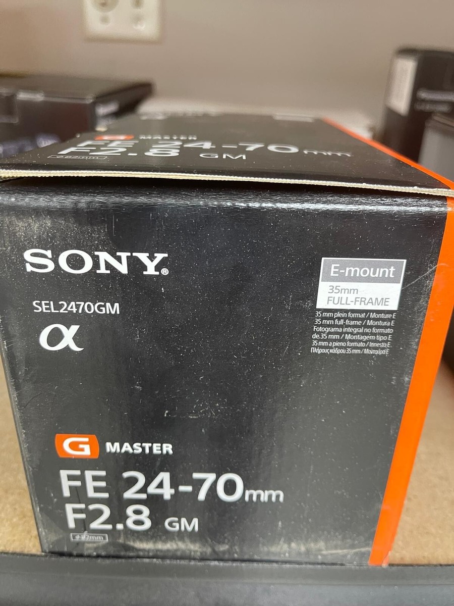Sony FE 24-70mm f/2.8 GM II Lens + Sandisk Extreme Card + Monopod