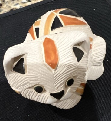 Artesania Rinconada Pottery Mosaic Cat Figurine Beige Carmel Black Vintage