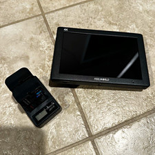FEELWORLD Feelworld 4K Resolution Video Monitor On-Camera Field Monitor