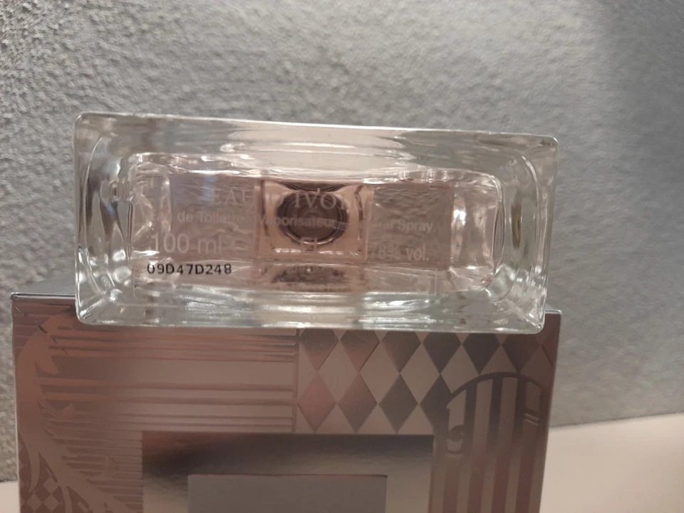 Balmain Eau D Ivoire Eau de Toilette 100ml Spray (GRUNDPREIS 1999,00€/L) - Bild 4 von 4