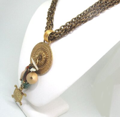 ROBERT ROSE Pendant Necklace w Turtle / Fish / Glass / etc pendant: 5 1/8 