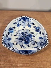 Vintage Regina Delft Blauw Triangle Candy Dish Bowl Holland Ceramic Pottery