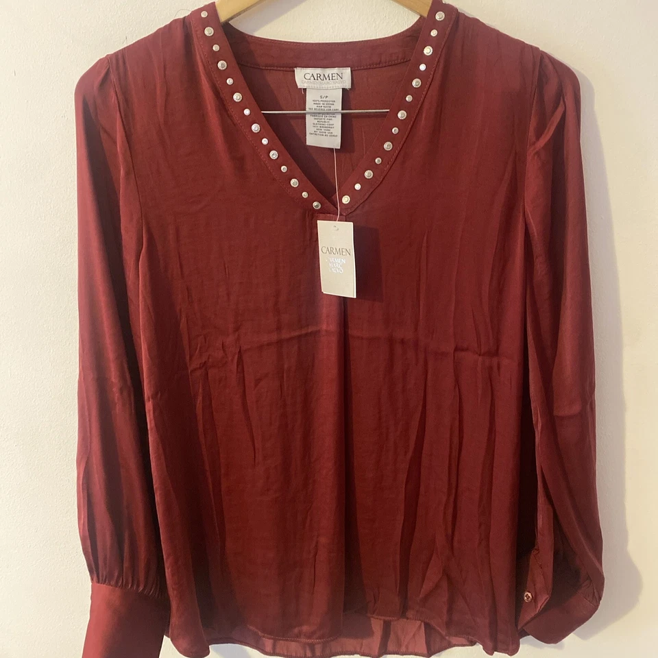 CARMEN MARC VALVO Cranberry Studded Blouse Size Small/Petite MSRP $68 NEW - Image 3 of 4