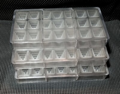 Chocolate World Polycarbonate #1260 Pyramid Chocolate Mold Made in Belgium