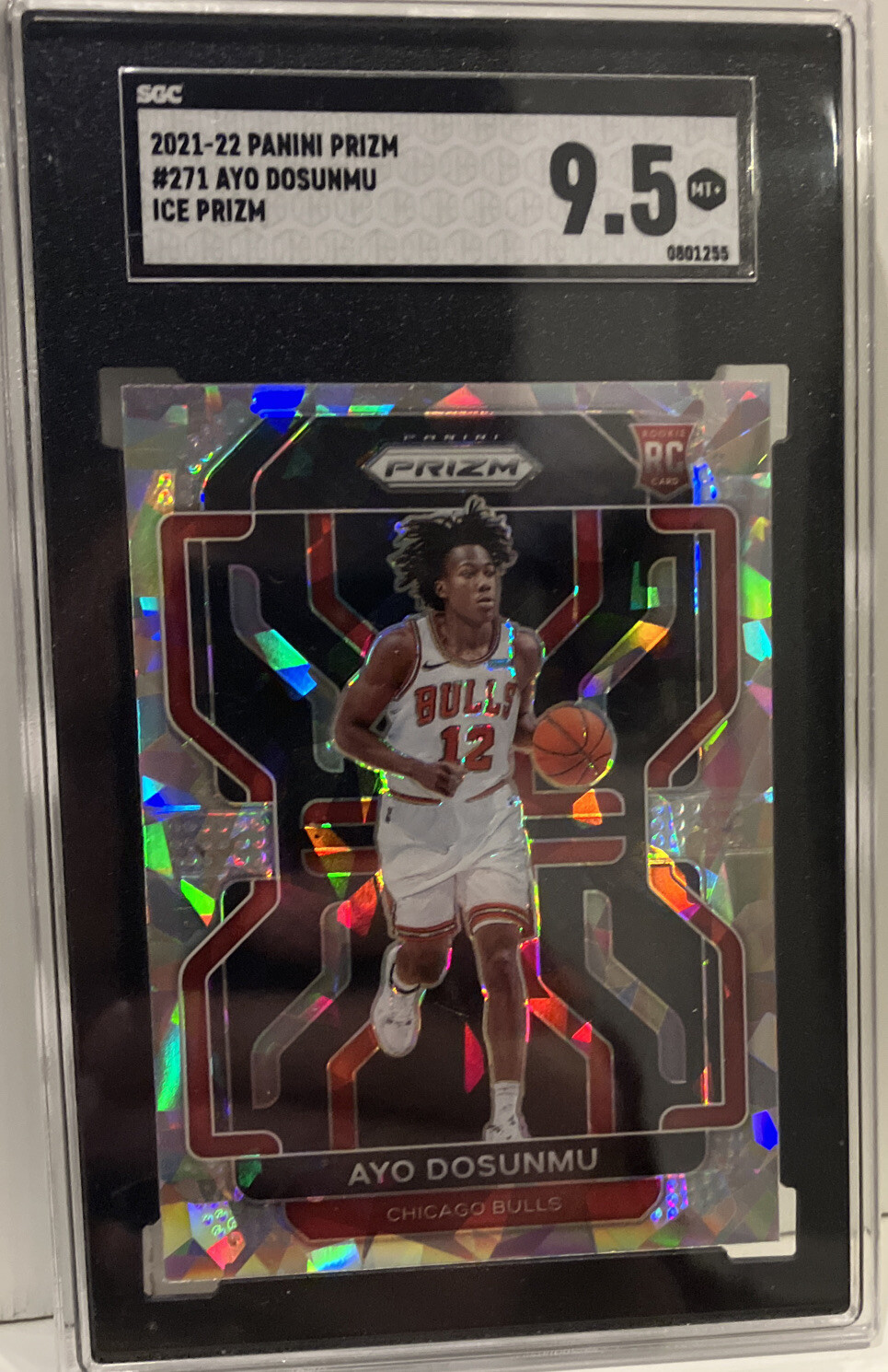 2021 PANINI PRIZM SILVER CRACKED ICE AYO DOSUNMU RC #271 BULLS SGC 9.5