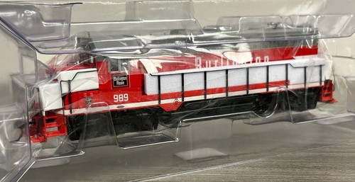Locomotora Broadway Limited HO #8222 EMD GP35 CB&Q #989 DCC Rdy nueva en caja - CC | Zustand: New