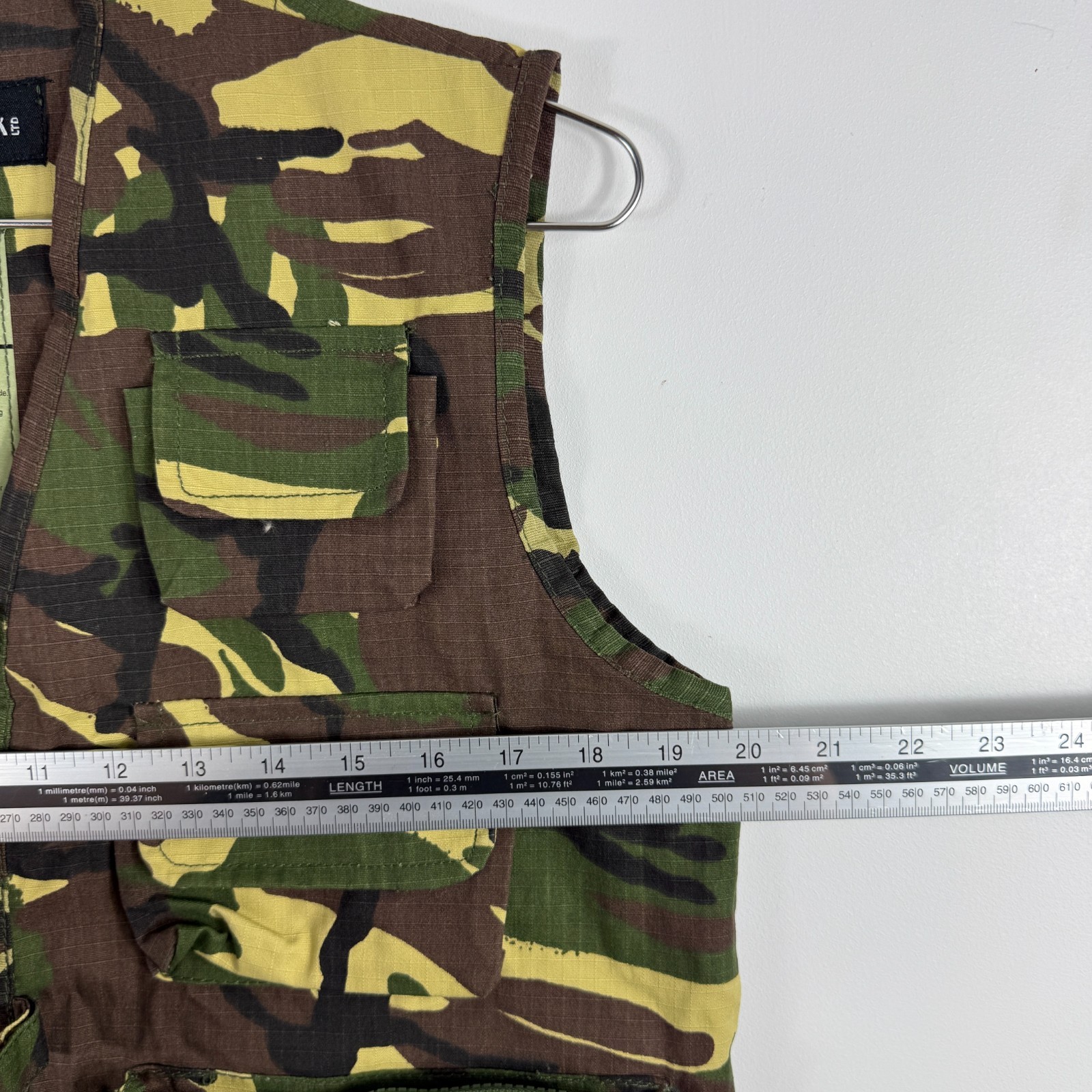 Vintage Kombat 2000's Y2K Camo Tactical Utility Vest Age 11/12 image 6
