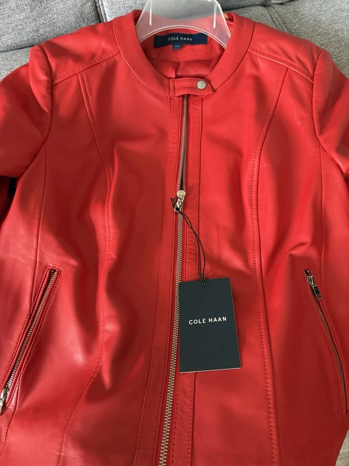 Chaqueta de cuero roja para mujer Cole Haan talla M Foto 4 de 4