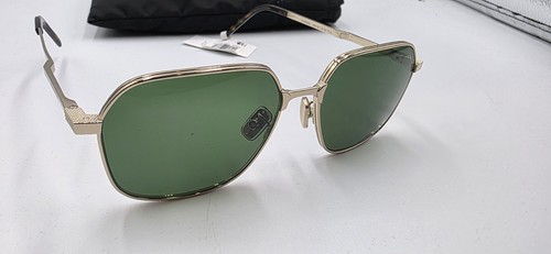 Precio de venta sugerido por el fabricante $480 Gafas de sol Givenchy GV One 56 mm Cuadradas Piloto Aviador Dorado Verde - Imagen 6 de 18