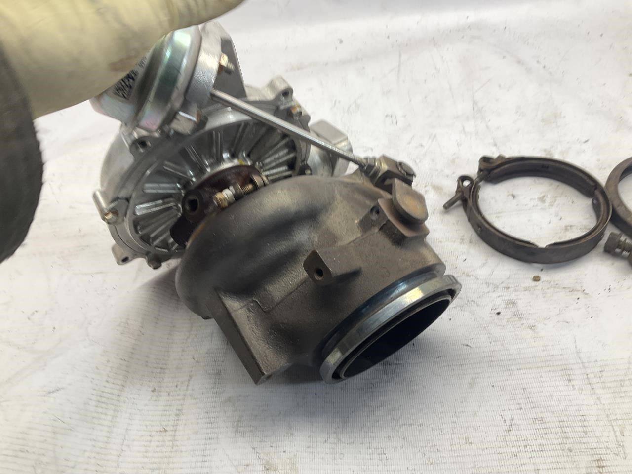 16-19 Ferrari 488 GTB Spider Right Turbo Turbocharger T