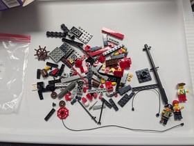 LEGO Pirates: Cross Bone Clipper 6250 - 100% complete with box and instructions