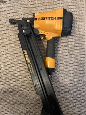 BOSTICH Pneumatic Nail Gun - BOSTITCH LPF28WW Air Angled Framing Nailer - Yellow