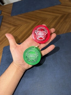 Vintage 1980s Duncan Butterfly Yo-Yo Lot Translucent Red & Green