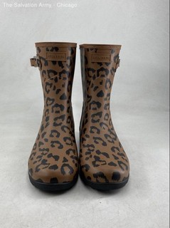 Hunter Womens Brown Black Animal Print Waterproof Rain Boots Size US 11